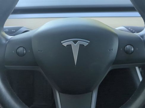 Used 2018 Tesla Model 3 Long Range image 28