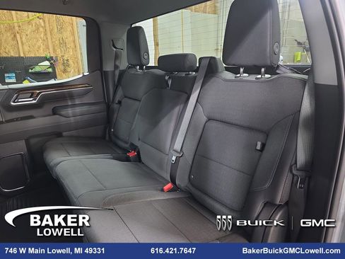 New 2026 GMC Sierra 1500 Elevation image 13