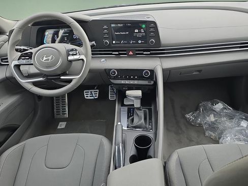 New 2026 Hyundai Elantra Sport FWD image 22