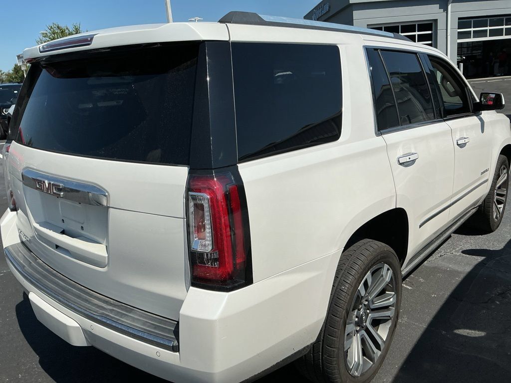 Used 2017 GMC Yukon Denali w/ Open Road Package AWD/4WD image 6