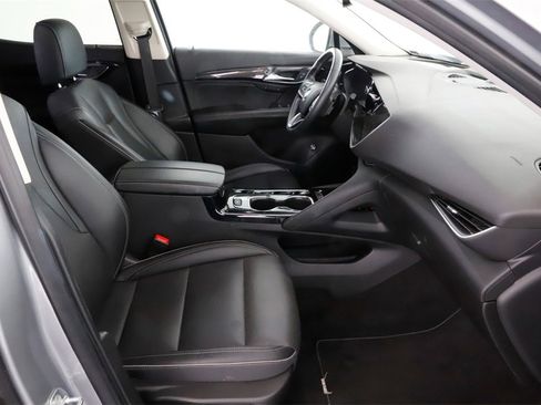 Used 2023 Buick Envision Essence image 31