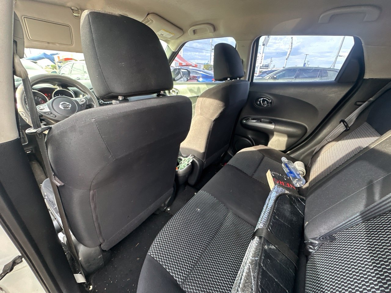 Used 2015 Nissan Juke S FWD image 8