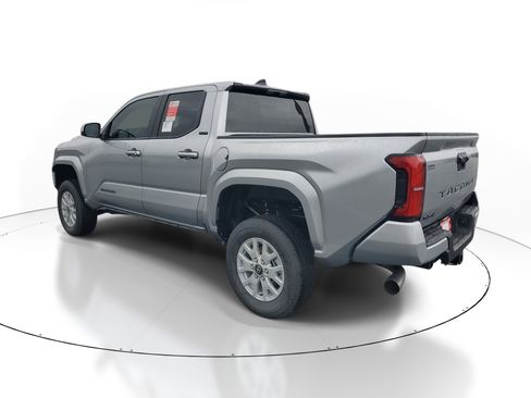 New 2026 Toyota Tacoma SR5 image 4