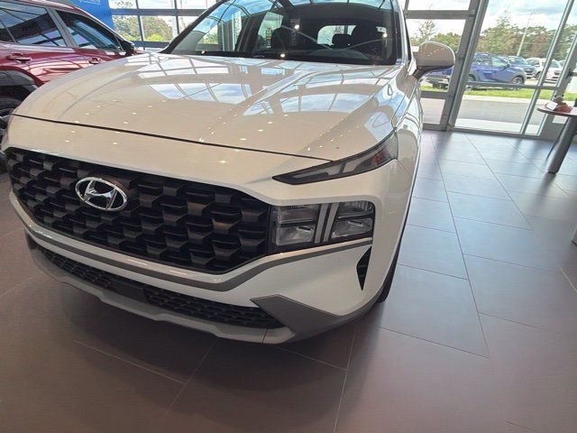 Used 2021 Hyundai Santa Fe SE w/ Cargo Package FWD image 4