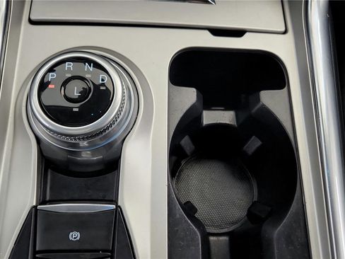 Used 2023 Ford Explorer XLT w/ Equipment Group 202A image 25