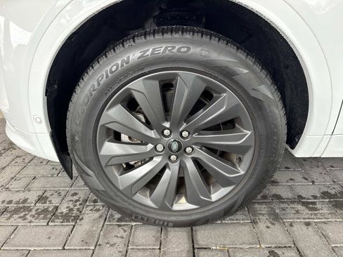 Certified 2025 Land Rover Discovery Sport S image 10