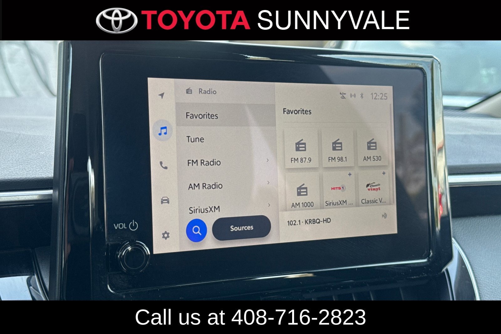 Used 2025 Toyota Corolla LE FWD image 22