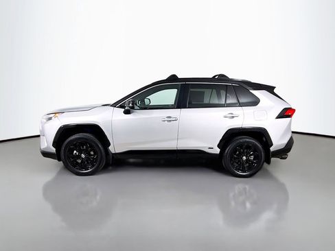 Certified 2023 Toyota RAV4 XSE AWD/4WD image 4