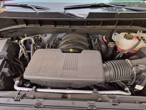 Used 2024 Chevrolet Silverado 1500 High Country w/ Technology Package AWD/4WD image 13
