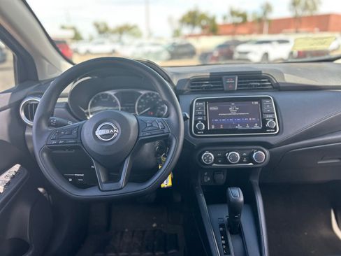Used 2025 Nissan Versa S w/ Trunk Package image 16