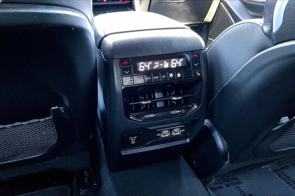 Used 2025 Jeep Grand Cherokee Summit w/ Obsidian Package AWD/4WD image 20