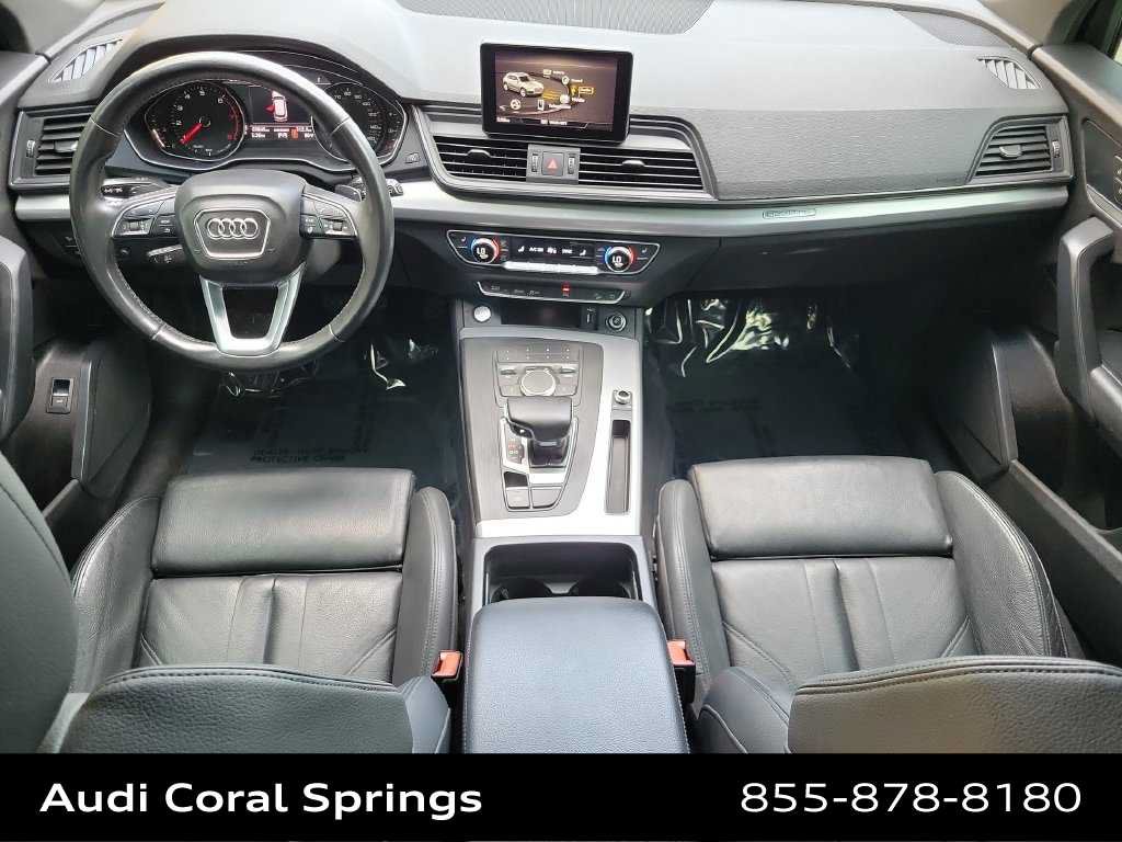Used 2020 Audi Q5 2.0T Premium w/ Titanium Sport Package AWD/4WD image 18