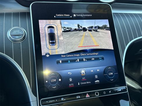 Used 2023 Mercedes-Benz C 300 Sedan image 18