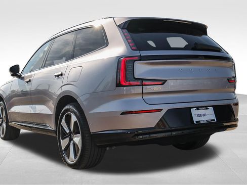 New 2026 Volvo EX90 Plus RWD image 7