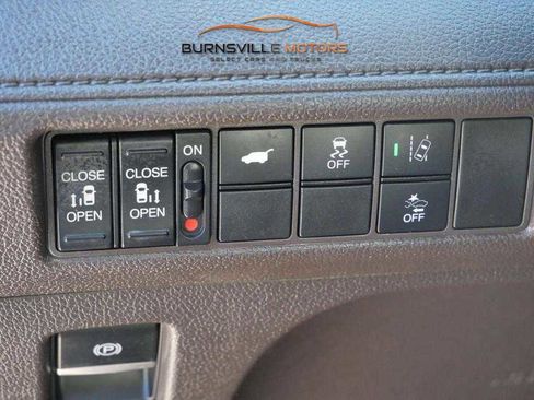 Used 2019 Honda Odyssey EX-L image 17