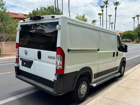 Used 2025 RAM ProMaster 2500 w/ U-Haul Equipment Group FWD image 5