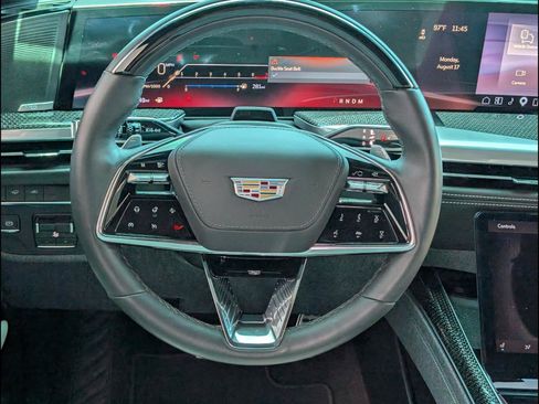 Used 2025 Cadillac Escalade V w/ LPO, ONYX Package AWD/4WD image 15