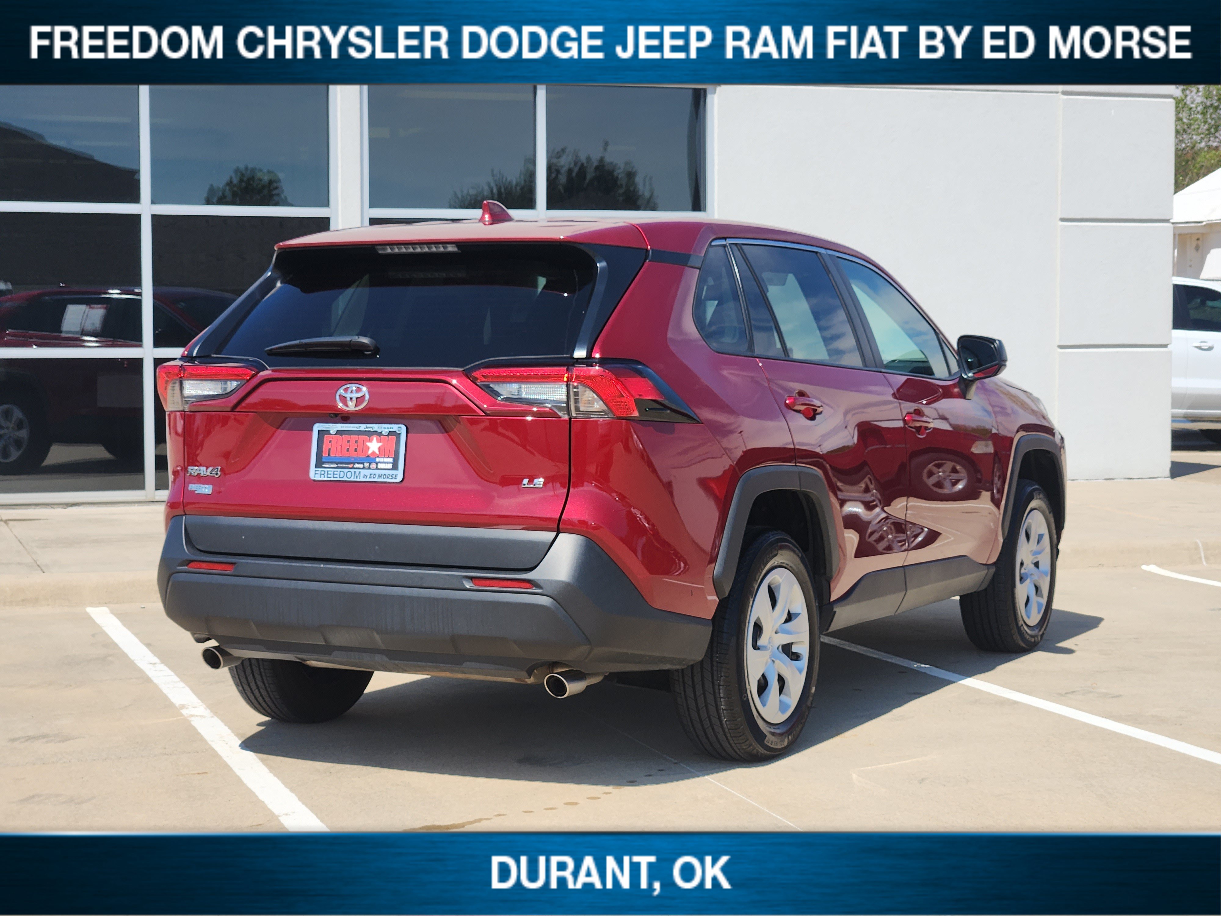 Used 2025 Toyota RAV4 LE FWD image 4