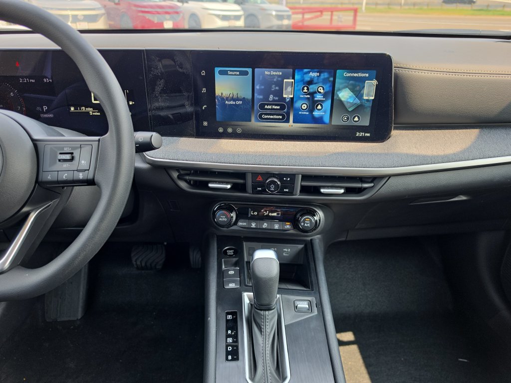 New 2027 Nissan Kicks SV FWD image 15