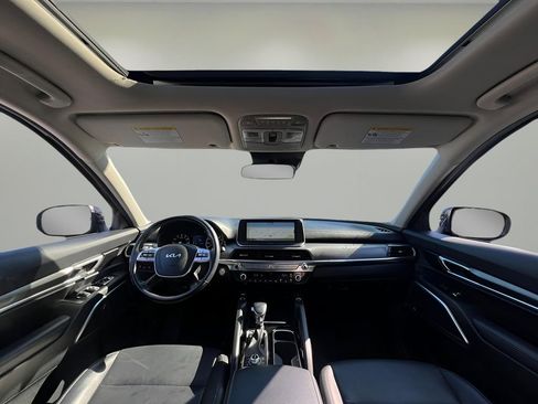 Used 2022 Kia Telluride S image 22