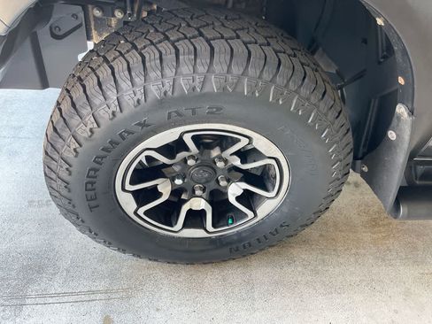 Used 2017 RAM 1500 Rebel AWD/4WD image 10