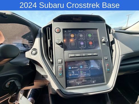 Used 2024 Subaru Crosstrek 2.0i AWD/4WD image 17