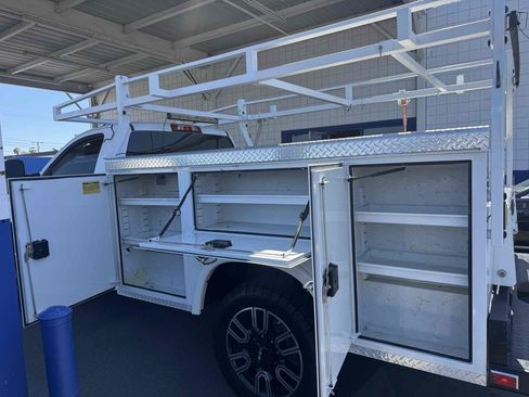 Used 2017 Chevrolet Silverado 2500 W/T RWD image 11