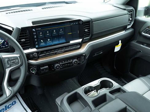 New 2026 Chevrolet Silverado 2500 LT w/ Trail Boss Package AWD/4WD image 16