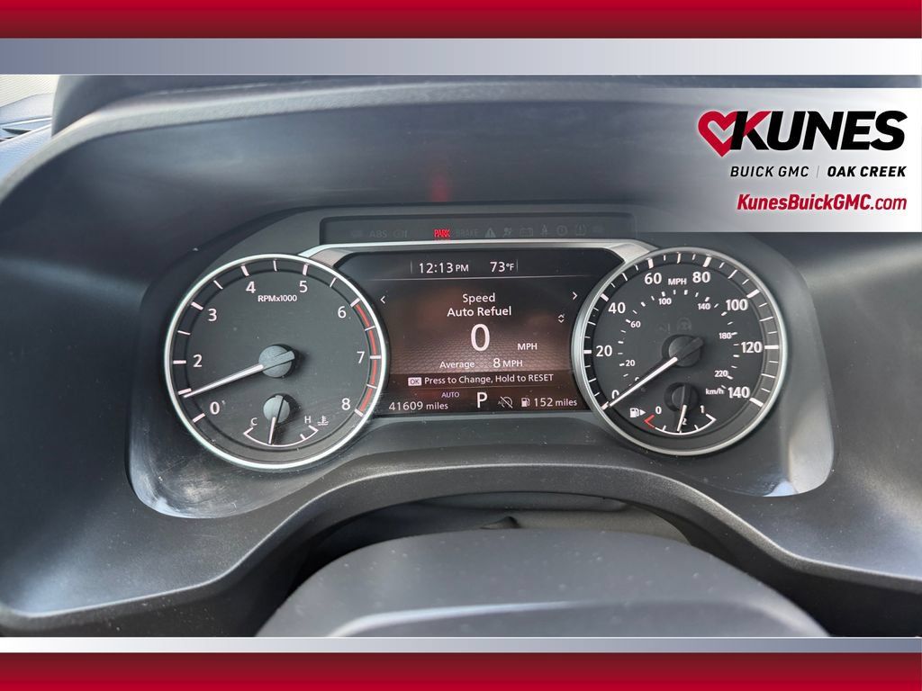 Used 2025 Nissan Rogue SV AWD/4WD image 14