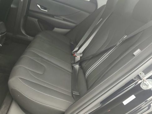 Used 2024 Hyundai Elantra SEL FWD image 24