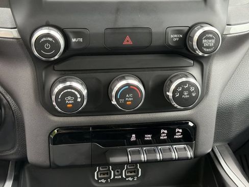 Used 2022 RAM 1500 Big Horn RWD image 30