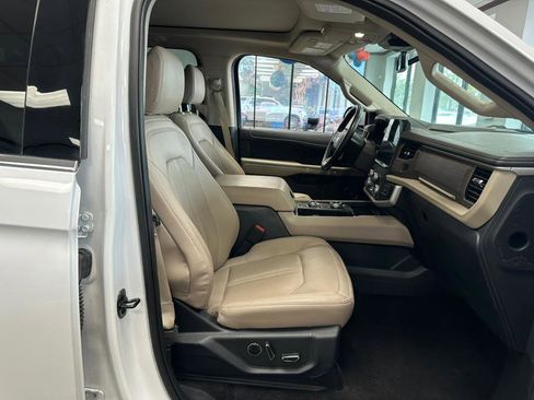 Used 2023 Ford Expedition Max Limited image 44