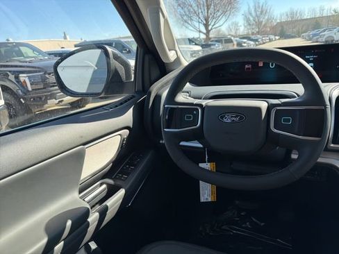 New 2026 Ford Expedition Active AWD/4WD image 18