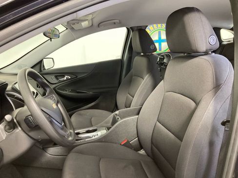 Used 2023 Chevrolet Malibu LT image 12