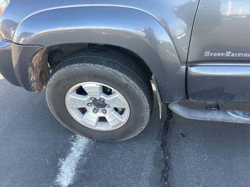 Used 2006 Toyota 4Runner Sport image 18