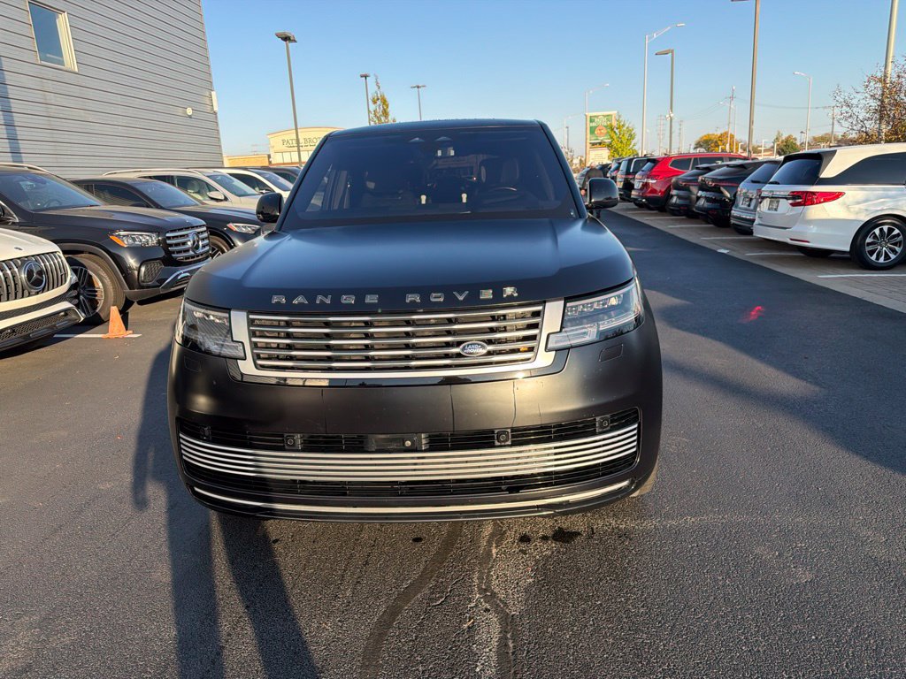 Used 2023 Land Rover Range Rover SV AWD/4WD image 8