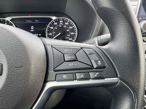 Certified 2025 Nissan Sentra SV image 21