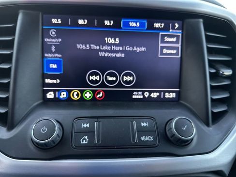 Used 2023 GMC Acadia SLE w/ Driver Convenience Package image 15