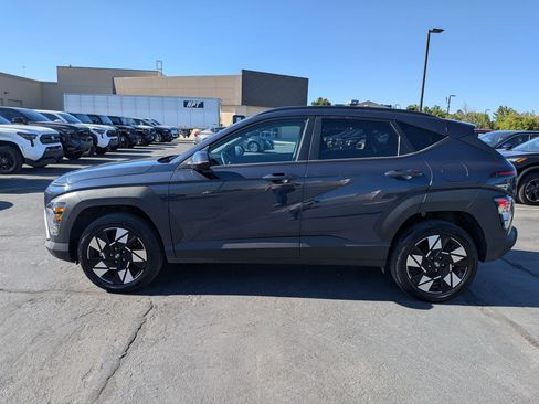 Certified 2025 Hyundai Kona SEL AWD/4WD image 9