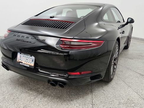 Used 2018 Porsche 911 Carrera S RWD image 22