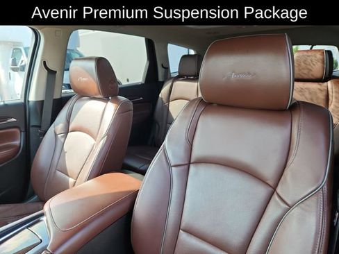 Used 2019 Buick Enclave Avenir w/ Avenir Technology Package AWD/4WD image 22