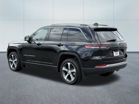 Used 2024 Jeep Grand Cherokee Limited 4xe w/ Luxury Tech Group II AWD/4WD image 7