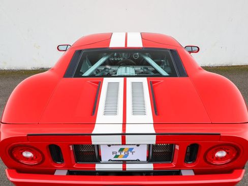Used 2006 Ford GT RWD image 84