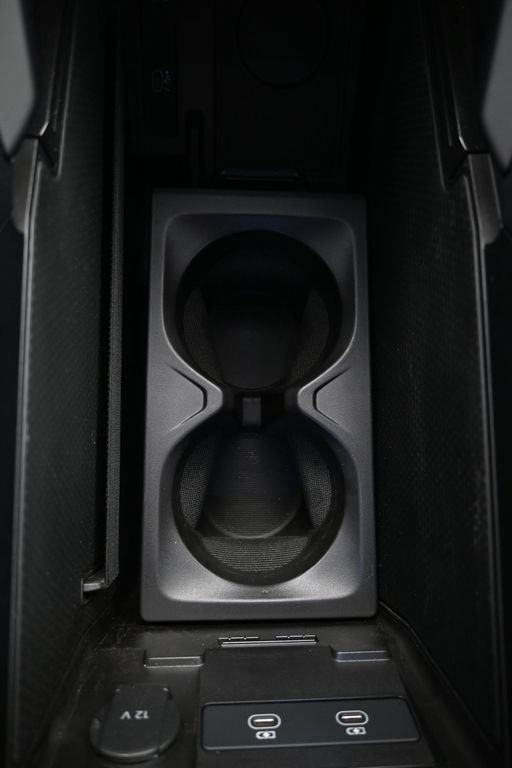 Used 2026 Porsche Cayenne Electric AWD/4WD image 19