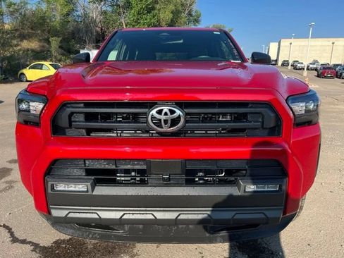Used 2026 Toyota 4Runner SR5 AWD/4WD image 9