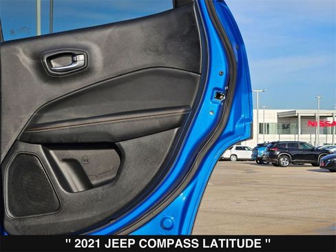 Used 2021 Jeep Compass Latitude image 27