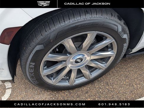 Used 2021 Cadillac Escalade ESV Premium Luxury Platinum image 5