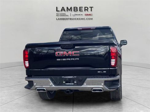 New 2026 GMC Sierra 1500 SLE image 4