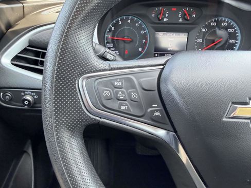 Used 2023 Chevrolet Malibu LT image 10