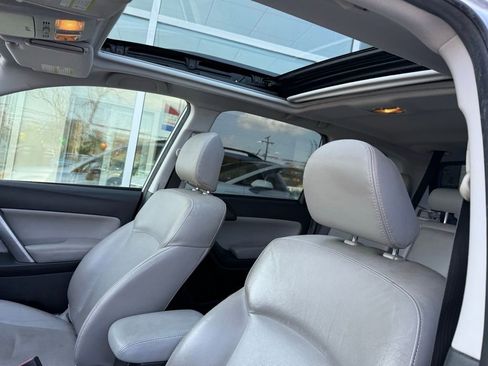 Used 2014 Subaru Forester 2.5i Limited w/ Popular Package #2 image 7